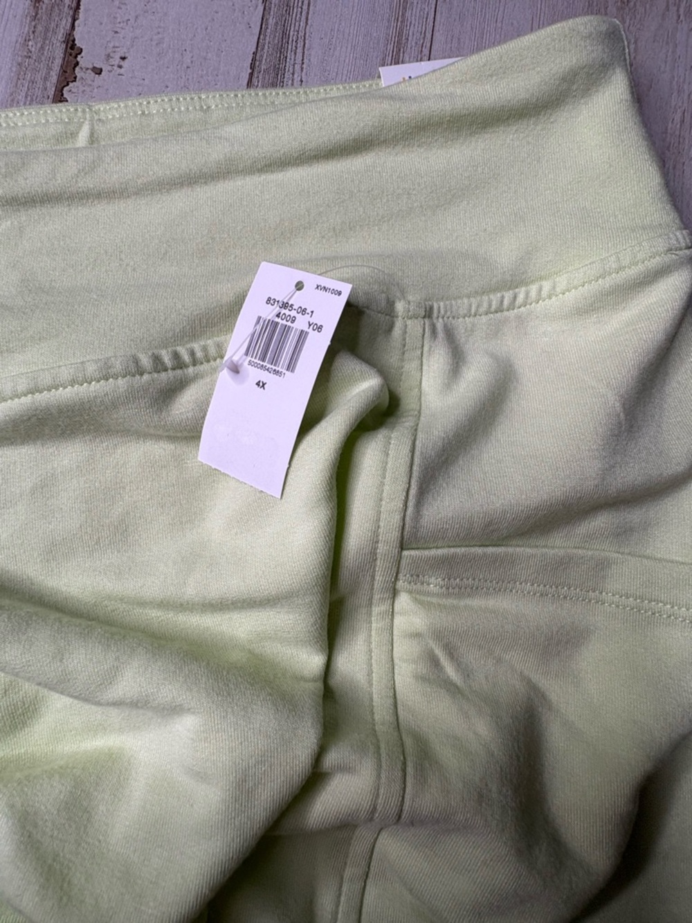 Old Navy Live in French Terry Shorts Size 4X NWT! - Picture 2 of 13